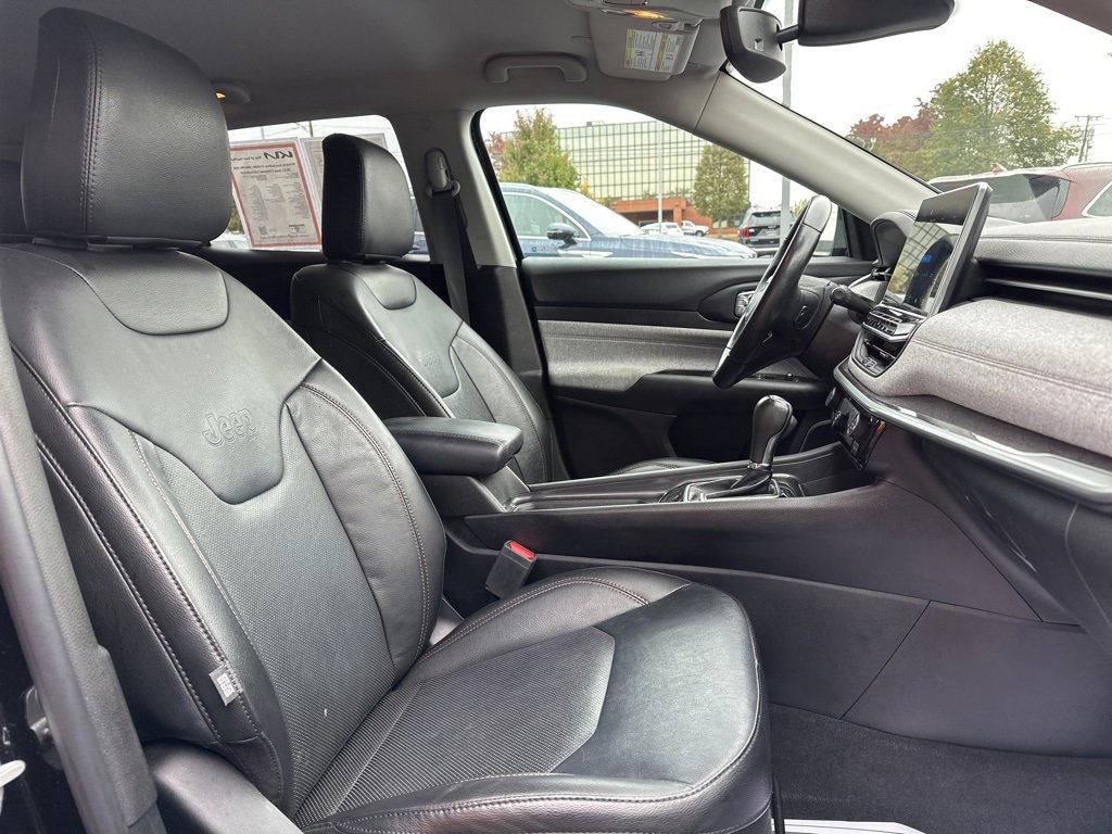 Used 2022 Jeep Compass Latitude image 14