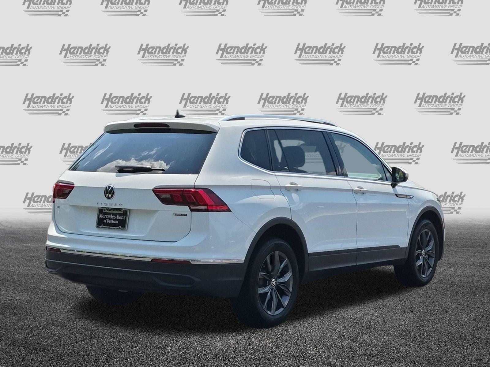 Used 2022 Volkswagen Tiguan SE AWD/4WD image 10