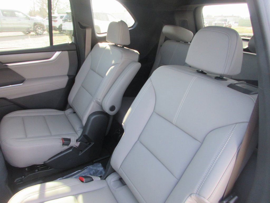 New 2026 GMC Acadia Elevation w/ Black Edition image 13