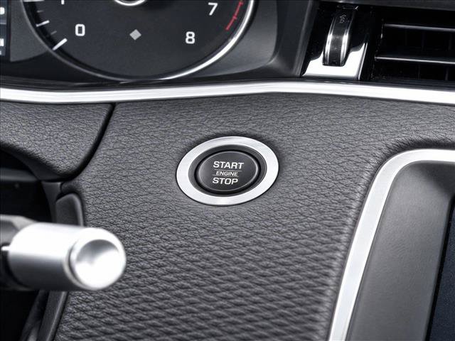 Used 2020 Land Rover Range Rover Evoque S AWD/4WD image 23