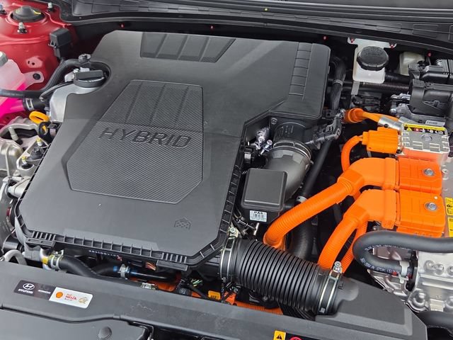 Certified 2025 Hyundai Elantra Hybrid FWD image 10
