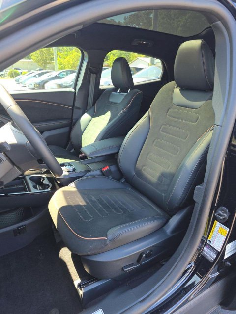 Used 2023 Ford Mustang Mach-E GT AWD/4WD image 2