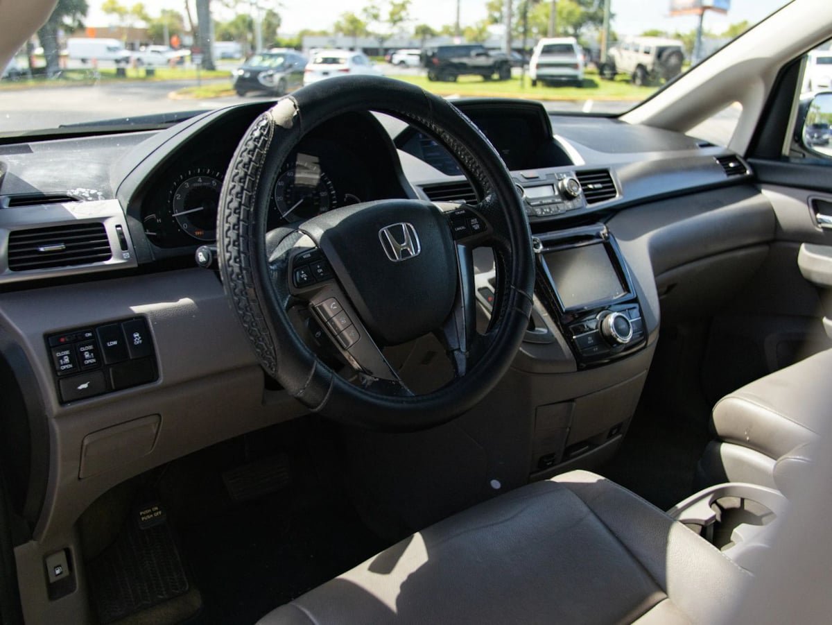 Used 2015 Honda Odyssey EX-L image 15