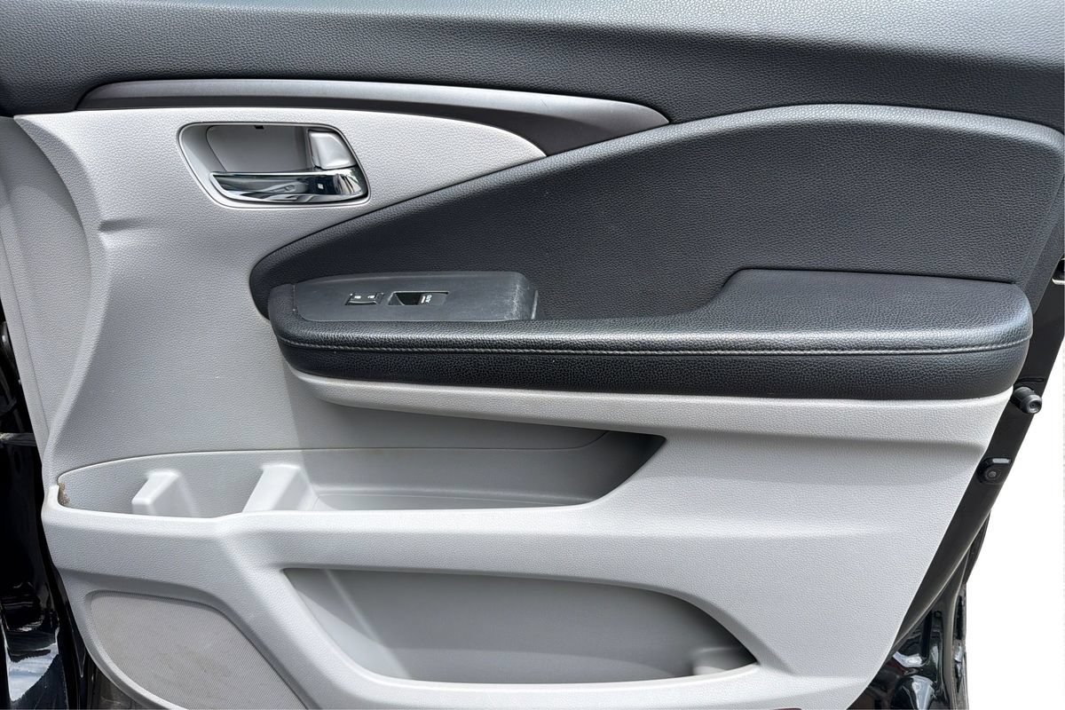 Used 2016 Honda Pilot EX-L image 23