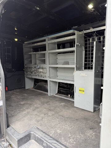 Used 2017 Ford Transit 250 148 Medium Roof image 15