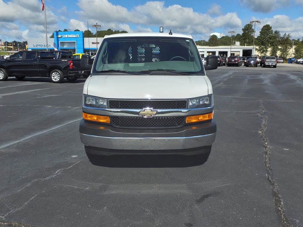Used 2022 Chevrolet Express 2500 w/ Driver Convenience Package image 2