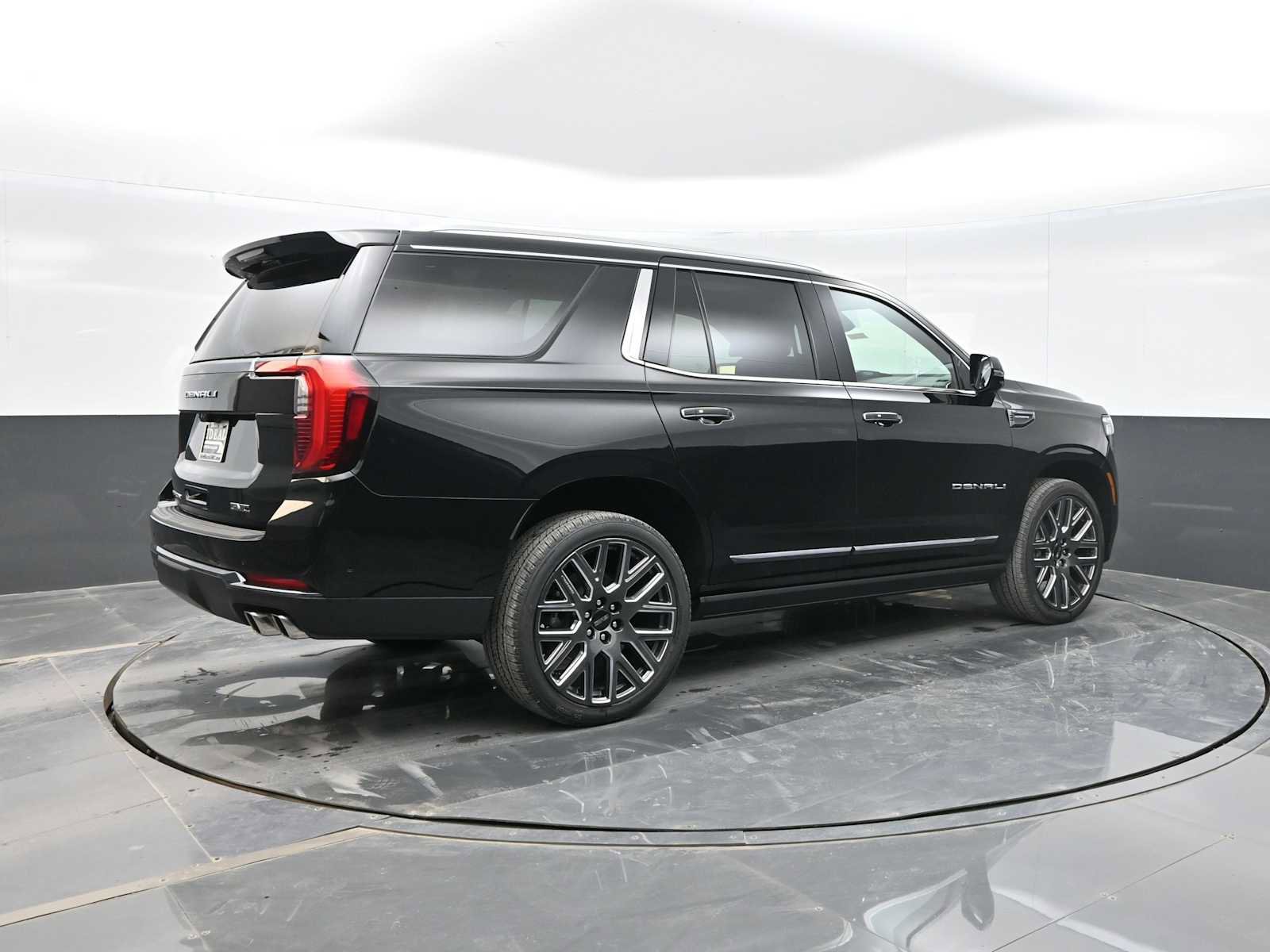 New 2026 GMC Yukon Denali Ultimate image 8