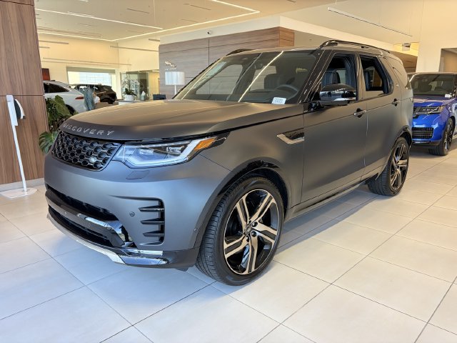 New 2026 Land Rover Discovery Limited Edition AWD/4WD image 1