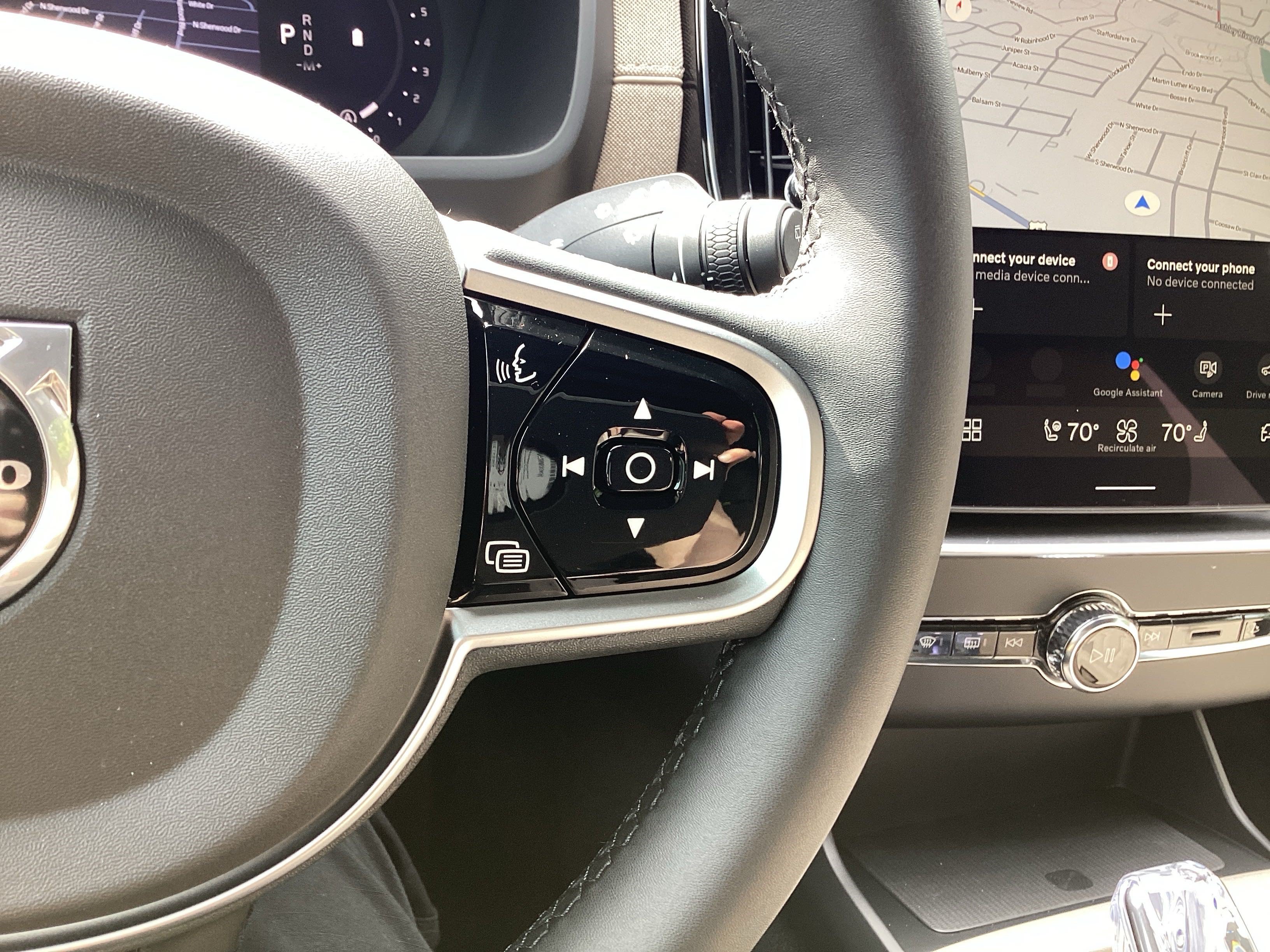 Certified 2026 Volvo XC90 B6 Plus w/ Protection Package Premier AWD/4WD image 13