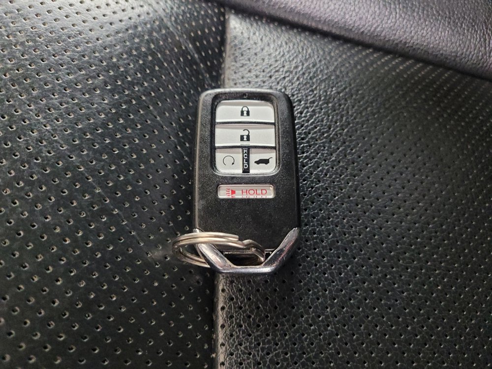 Used 2016 Honda Pilot Elite image 32