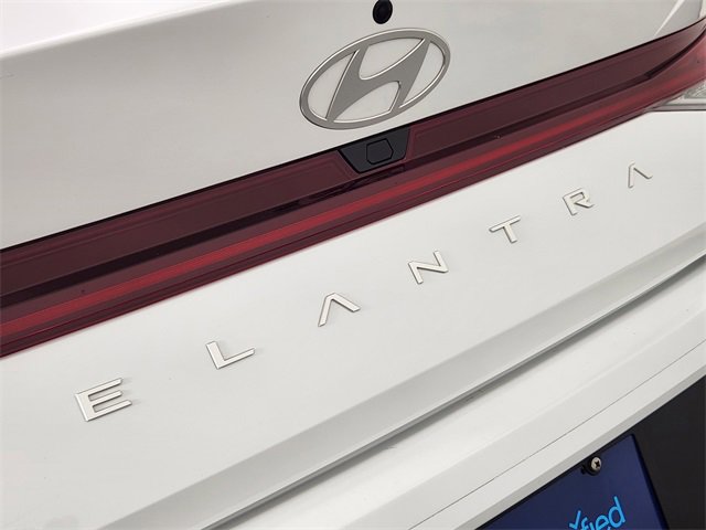 Certified 2025 Hyundai Elantra Blue image 8
