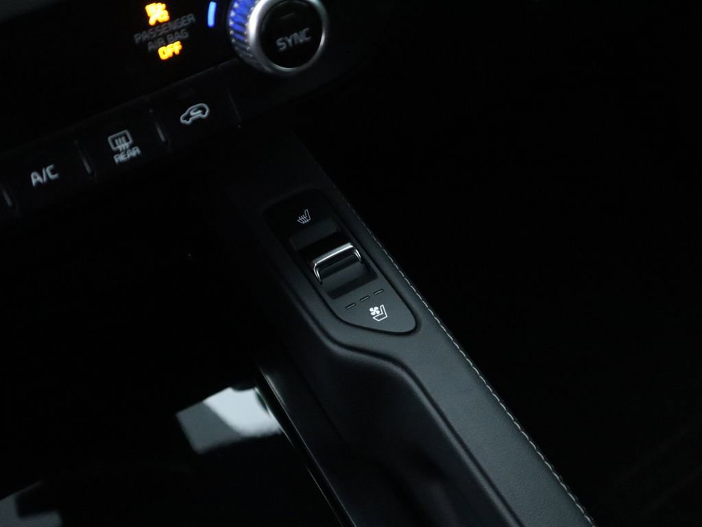 Used 2022 Kia Telluride SX w/ SX Prestige Package image 45