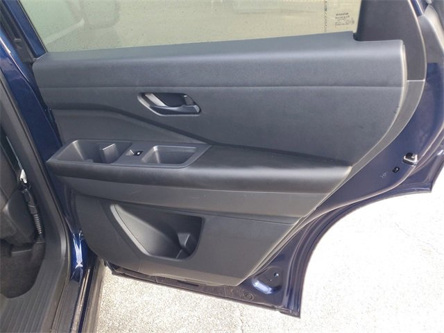 Used 2024 Nissan Pathfinder SV image 35