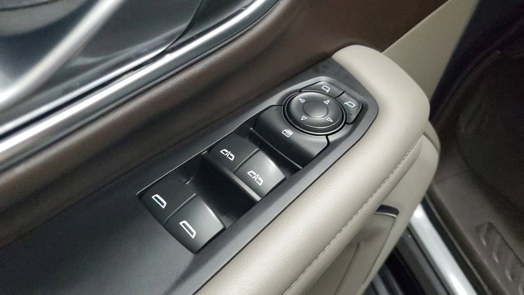 Used 2024 Chevrolet Tahoe LS image 21