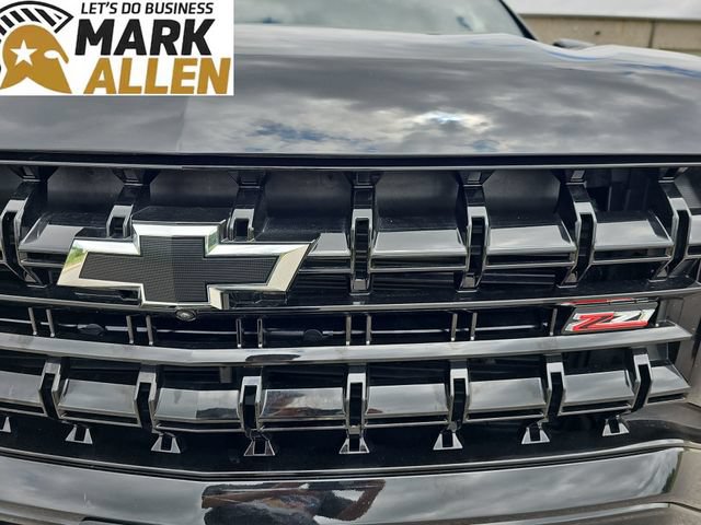 Used 2025 Chevrolet Suburban Z71 AWD/4WD image 31