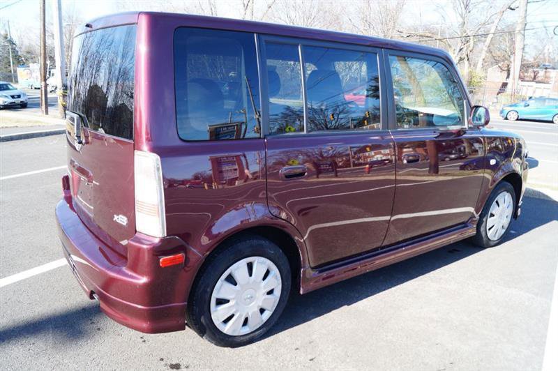 Used 2006 Scion xB image 9