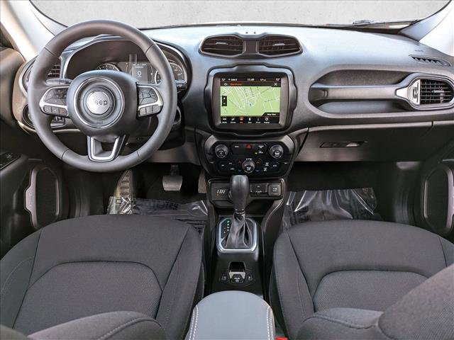 Used 2023 Jeep Renegade Latitude image 19