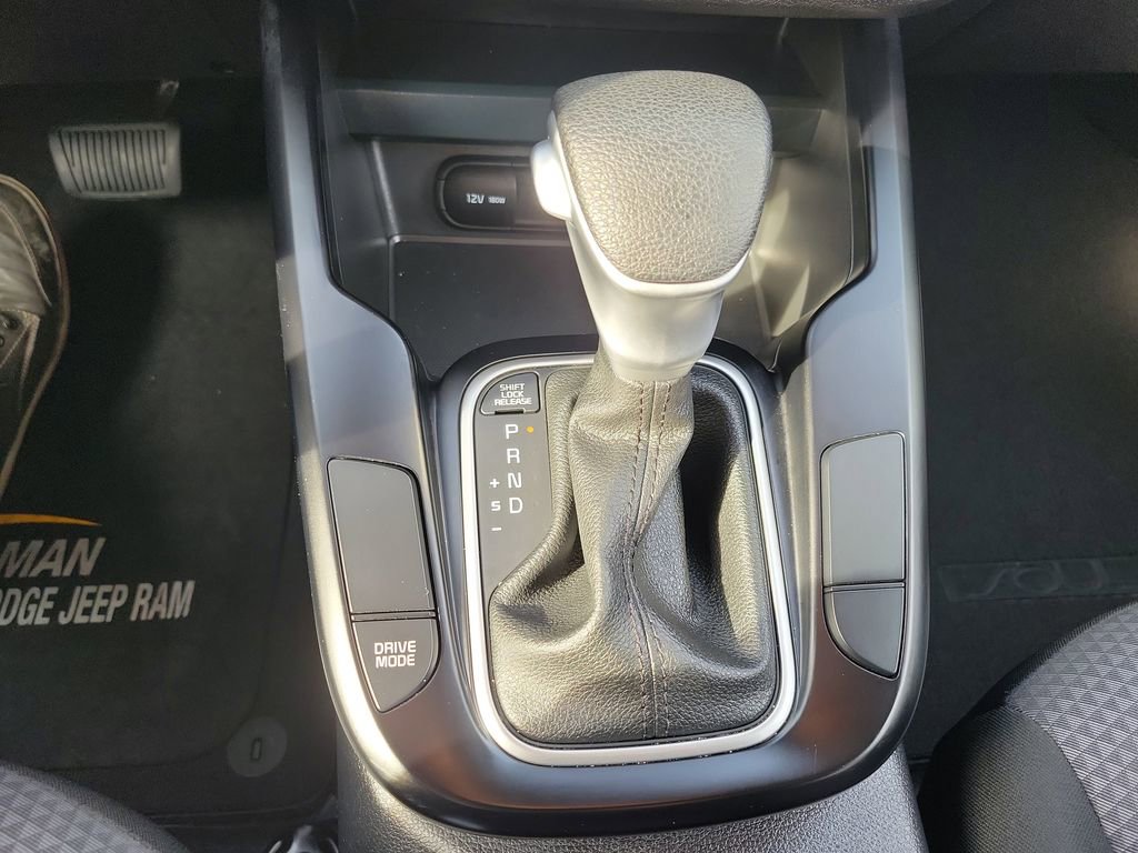 Used 2024 Kia Soul LX w/ Option Group 015 FWD image 21