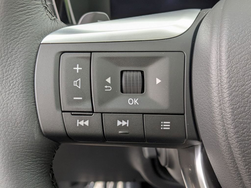 New 2026 INFINITI QX60 Luxe image 16