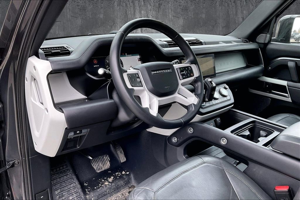 Certified 2024 Land Rover Defender 110 S image 17