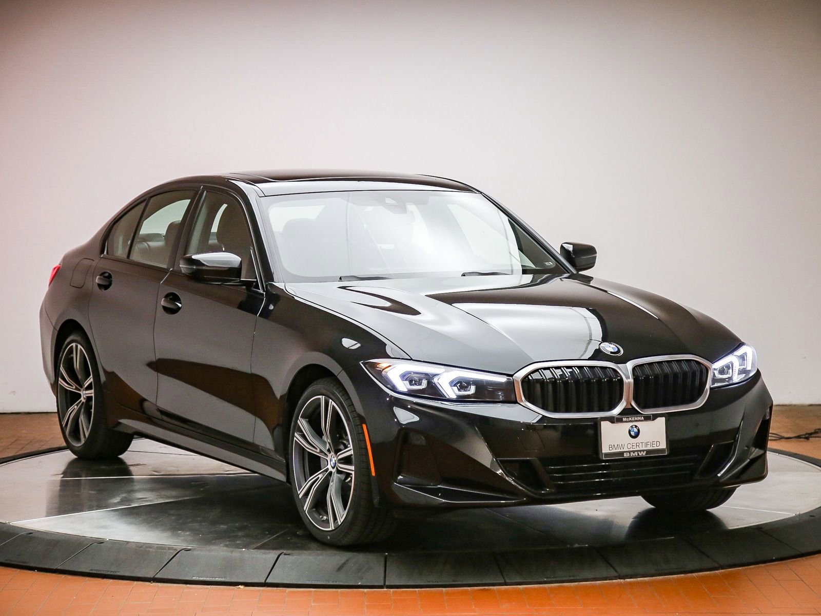 Certified 2023 BMW 330i Sedan w/ Premium Package RWD image 6