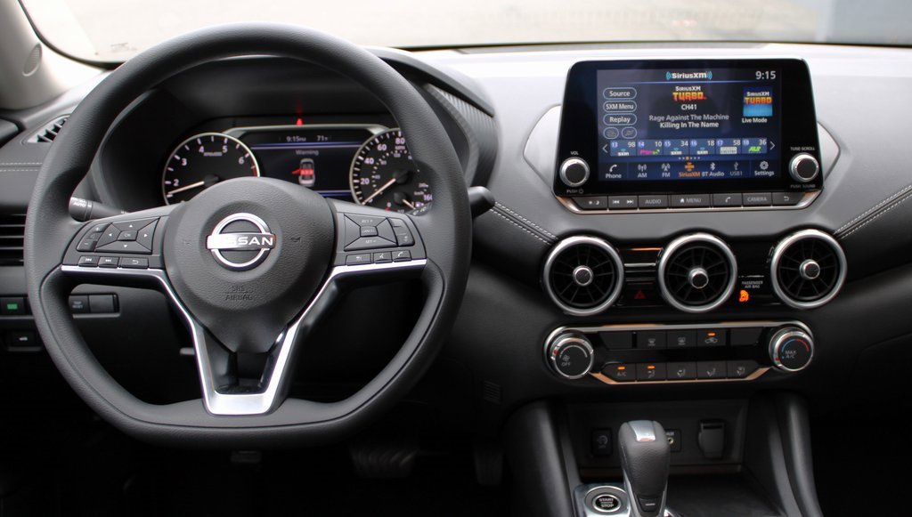 New 2025 Nissan Sentra SV image 4