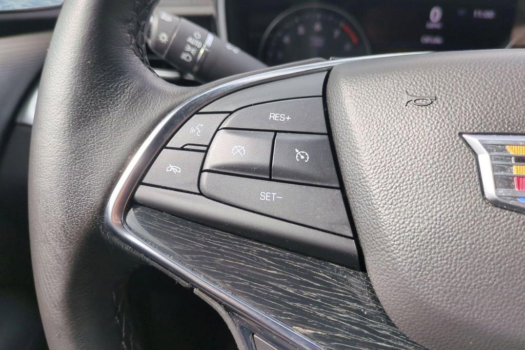 Used 2020 Cadillac XT5 Premium Luxury image 25