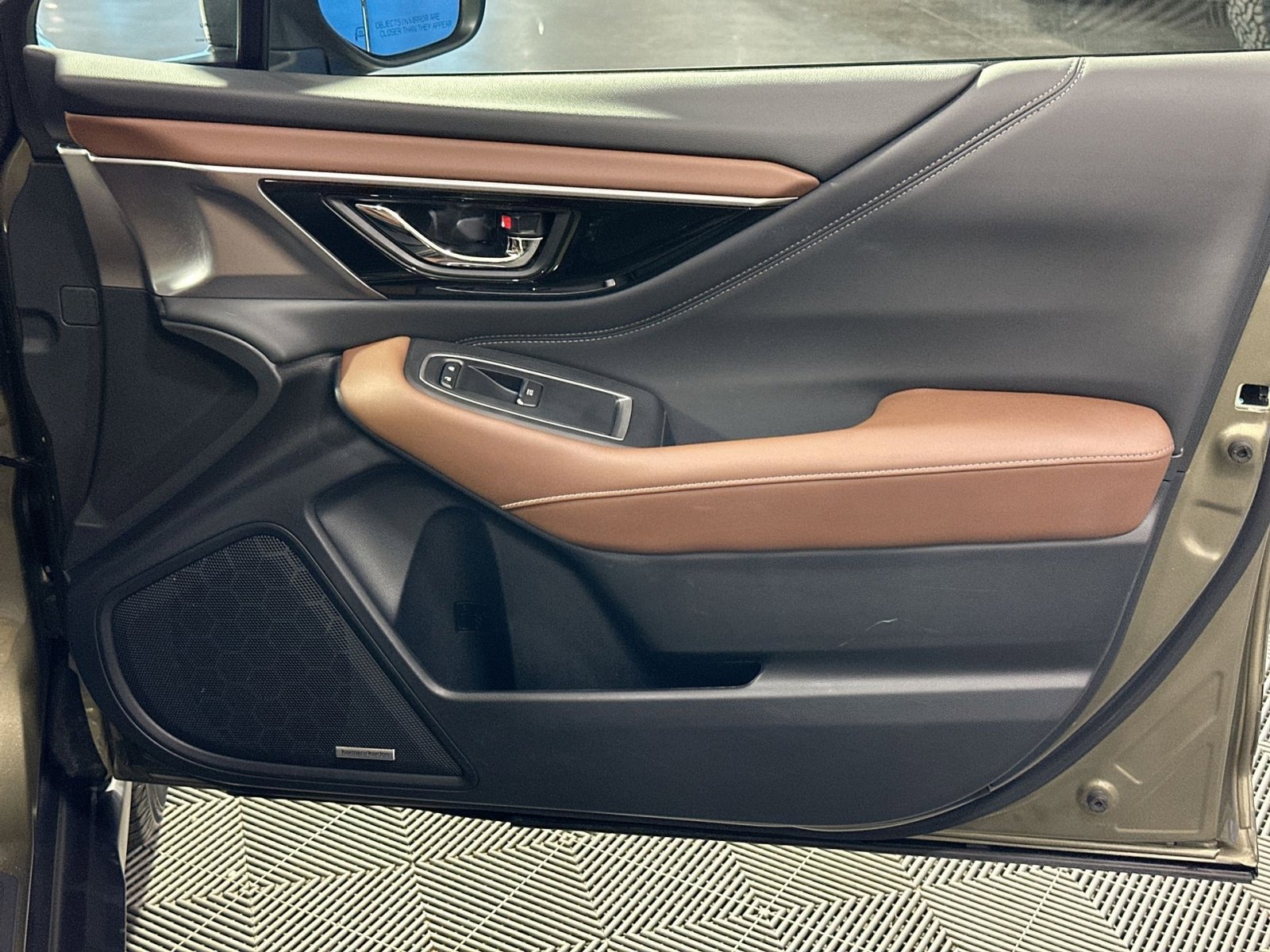 Used 2023 Subaru Outback Touring image 38