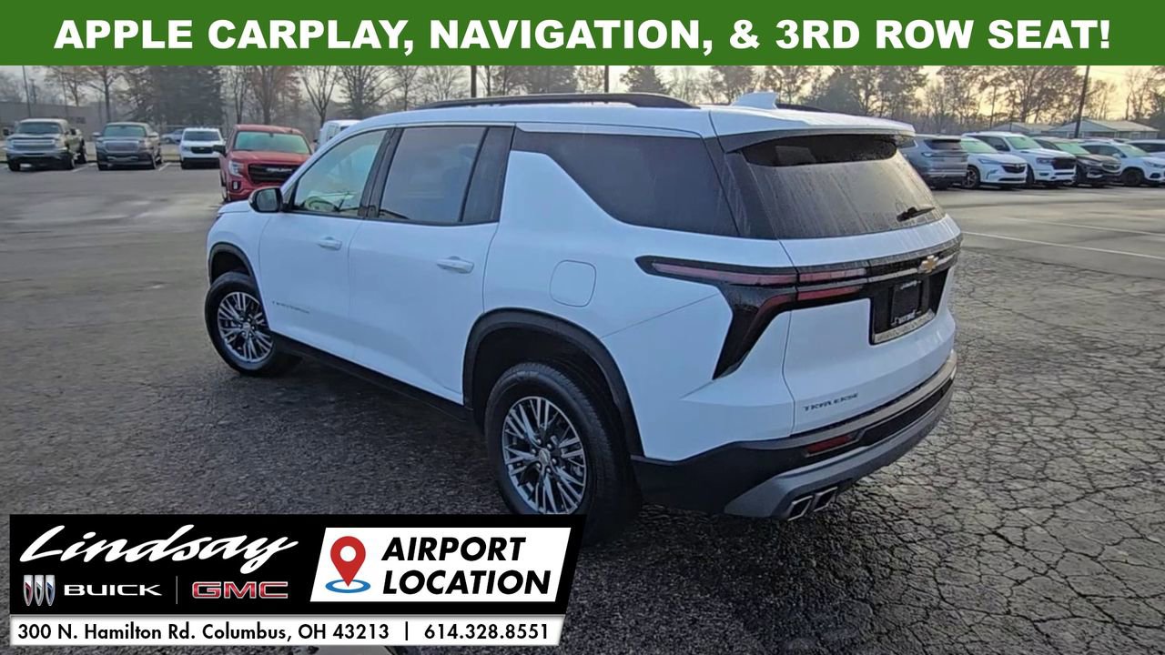 Used 2025 Chevrolet Traverse LT image 6