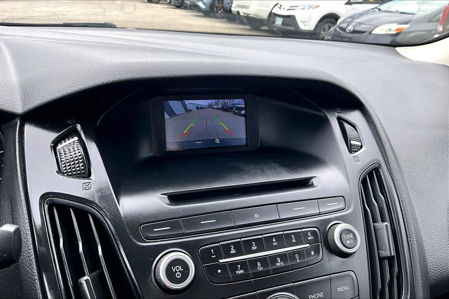 Used 2017 Ford Focus S image 27
