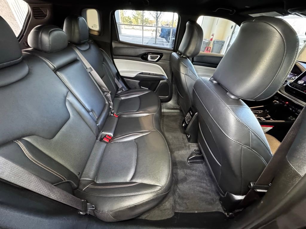 Used 2023 Jeep Compass Limited image 55