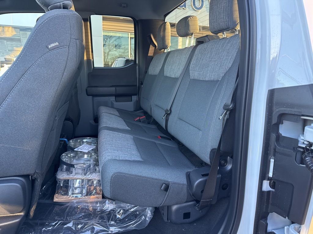 New 2026 Ford F250 XLT w/ FX4 Off-Road Package image 21