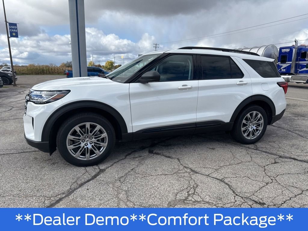 New 2026 Ford Explorer Active w/ Active Comfort Package image 2