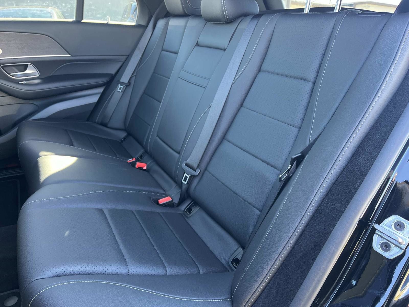 Used 2025 Mercedes-Benz GLE 350 4MATIC image 17
