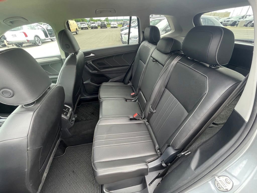 Used 2024 Volkswagen Tiguan SE w/ MDO Package, Two-Row AWD/4WD image 25