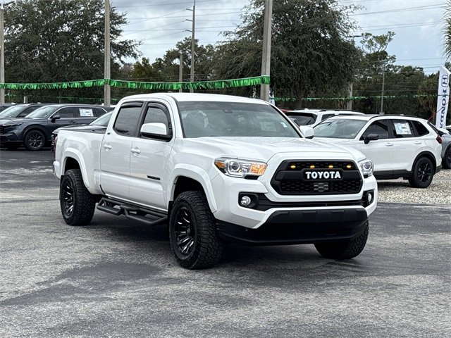 Used 2022 Toyota Tacoma SR5 image 2