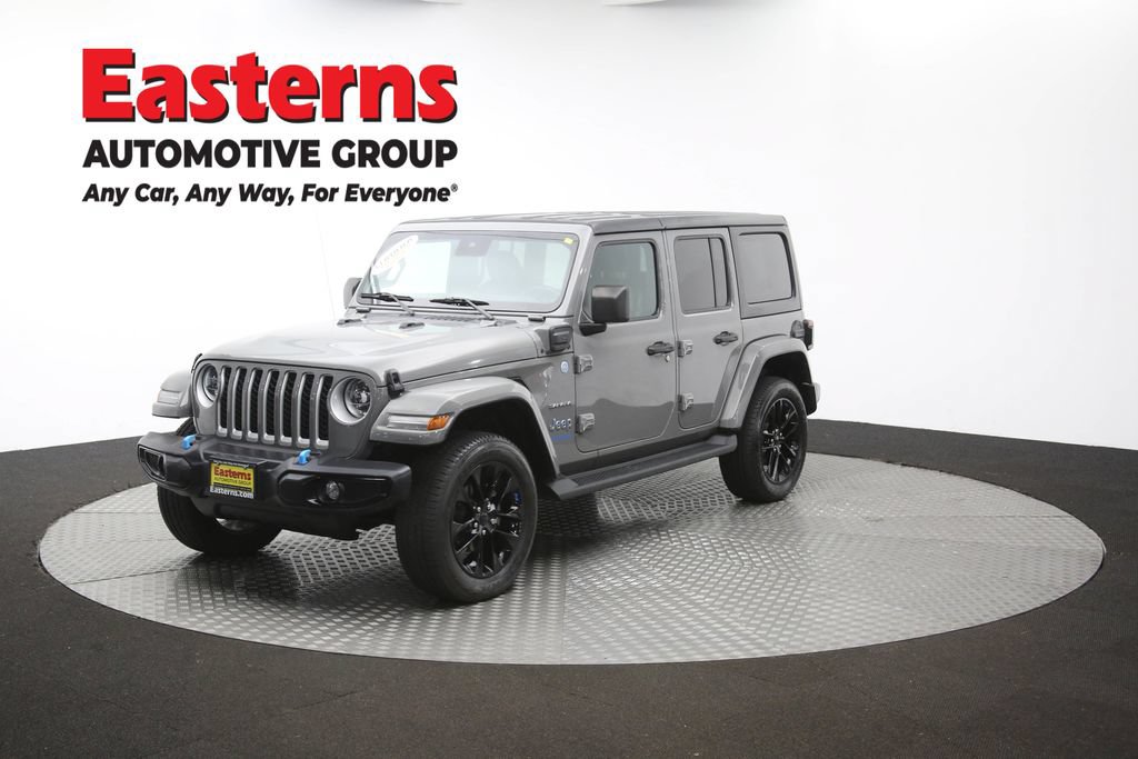 Used 2022 Jeep Wrangler Unlimited Sahara w/ Cold Weather Group AWD/4WD image 54