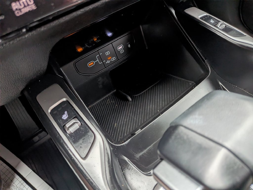 Used 2026 Kia Sorento S FWD image 30