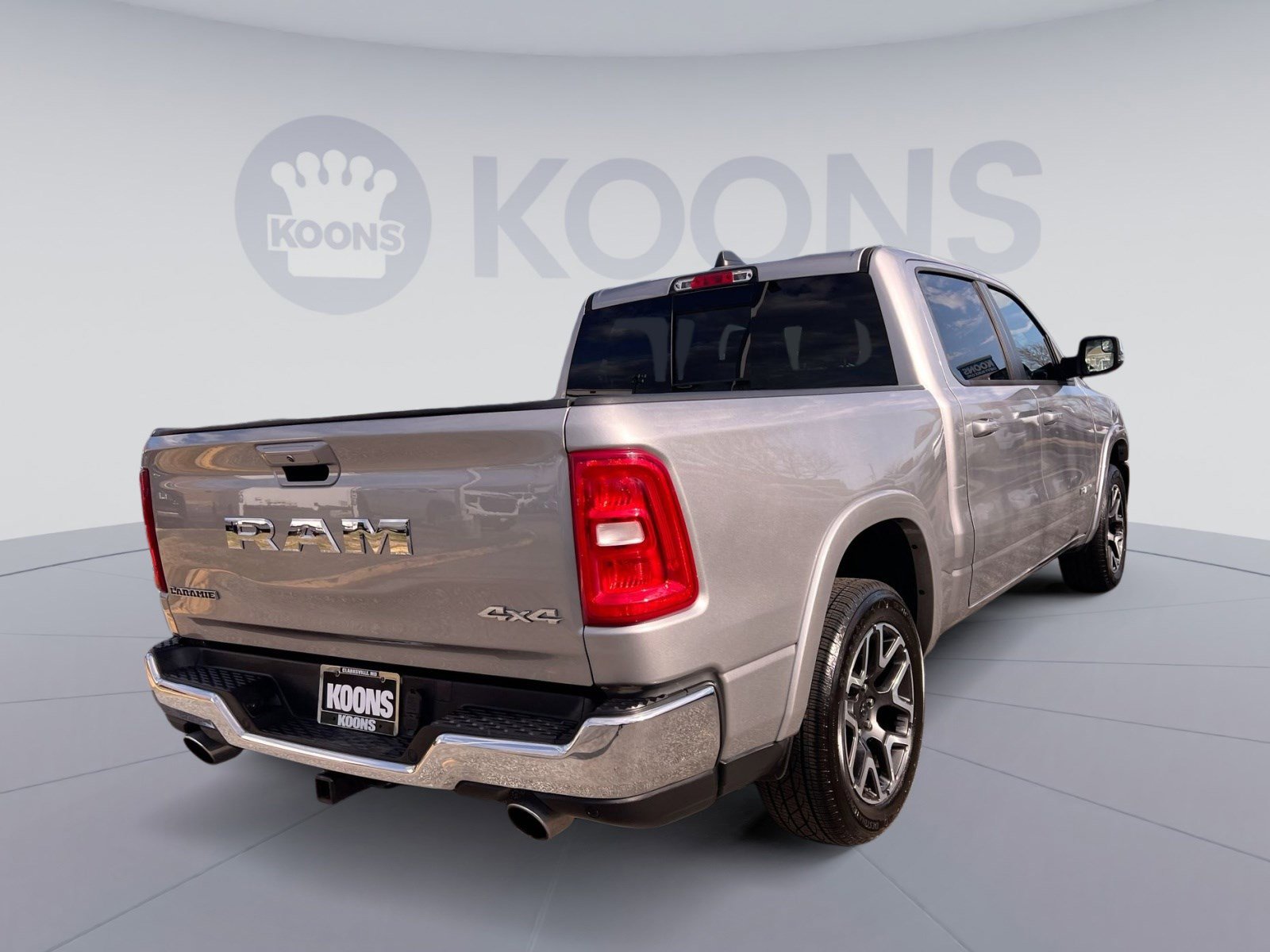 Used 2025 RAM 1500 Laramie image 7