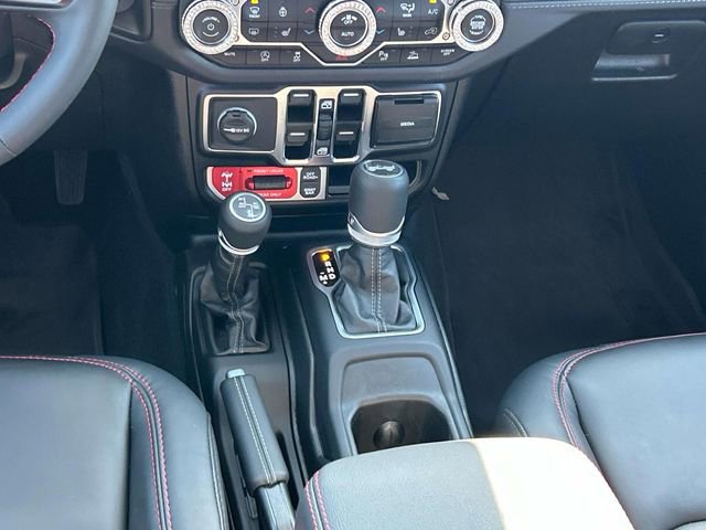 Used 2024 Jeep Wrangler Unlimited Rubicon AWD/4WD image 17