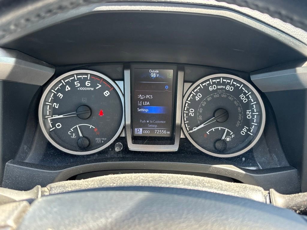 Used 2018 Toyota Tacoma SR5 RWD image 12