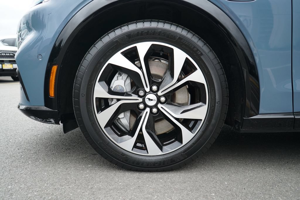 Certified 2023 Ford Mustang Mach-E Premium AWD/4WD image 31