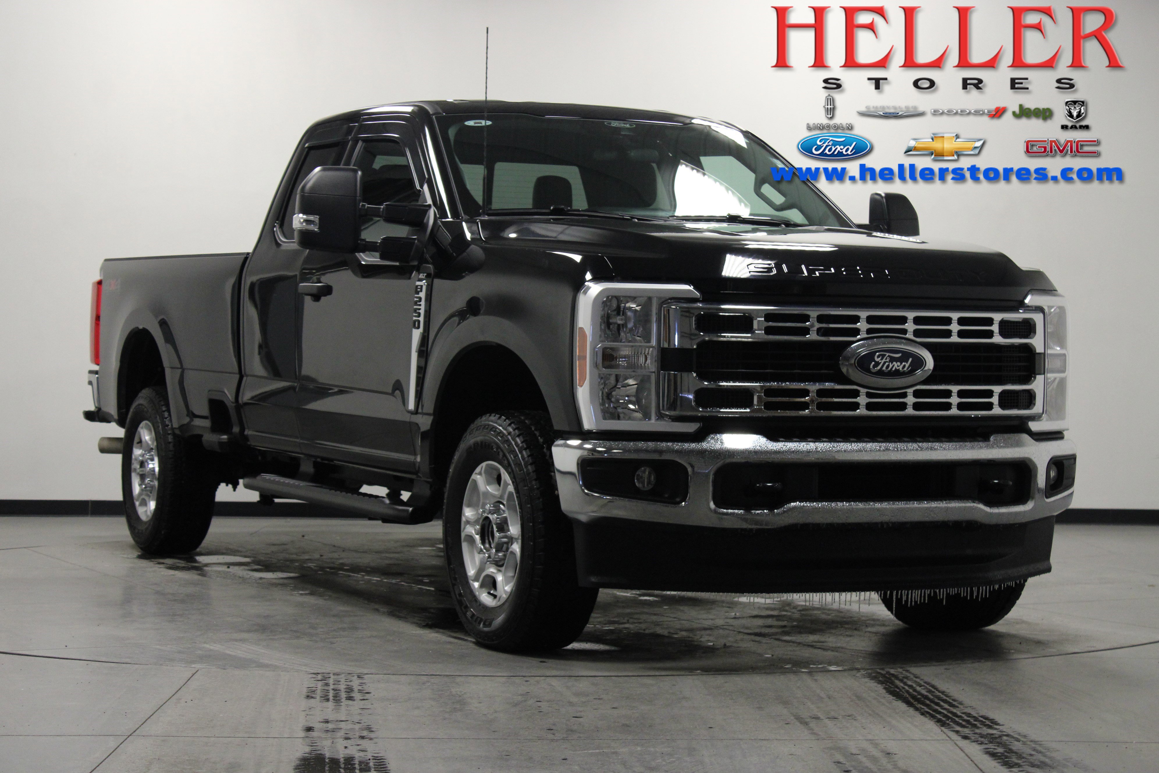 Used 2025 Ford F250 XLT image 1