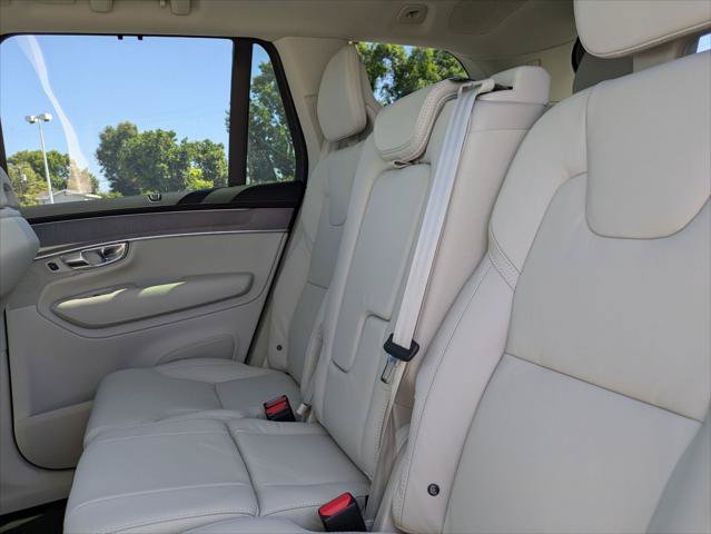 New 2026 Volvo XC90 T8 Ultra w/ Protection Package Premier AWD/4WD image 12