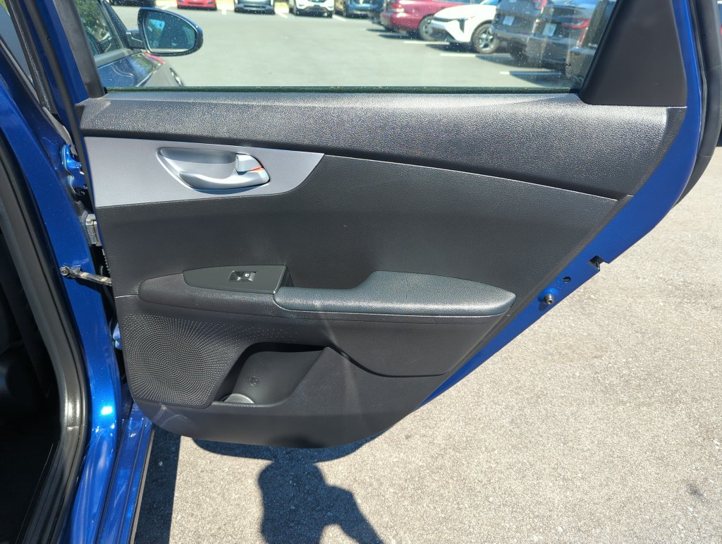 Used 2023 Kia Forte LXS FWD image 30