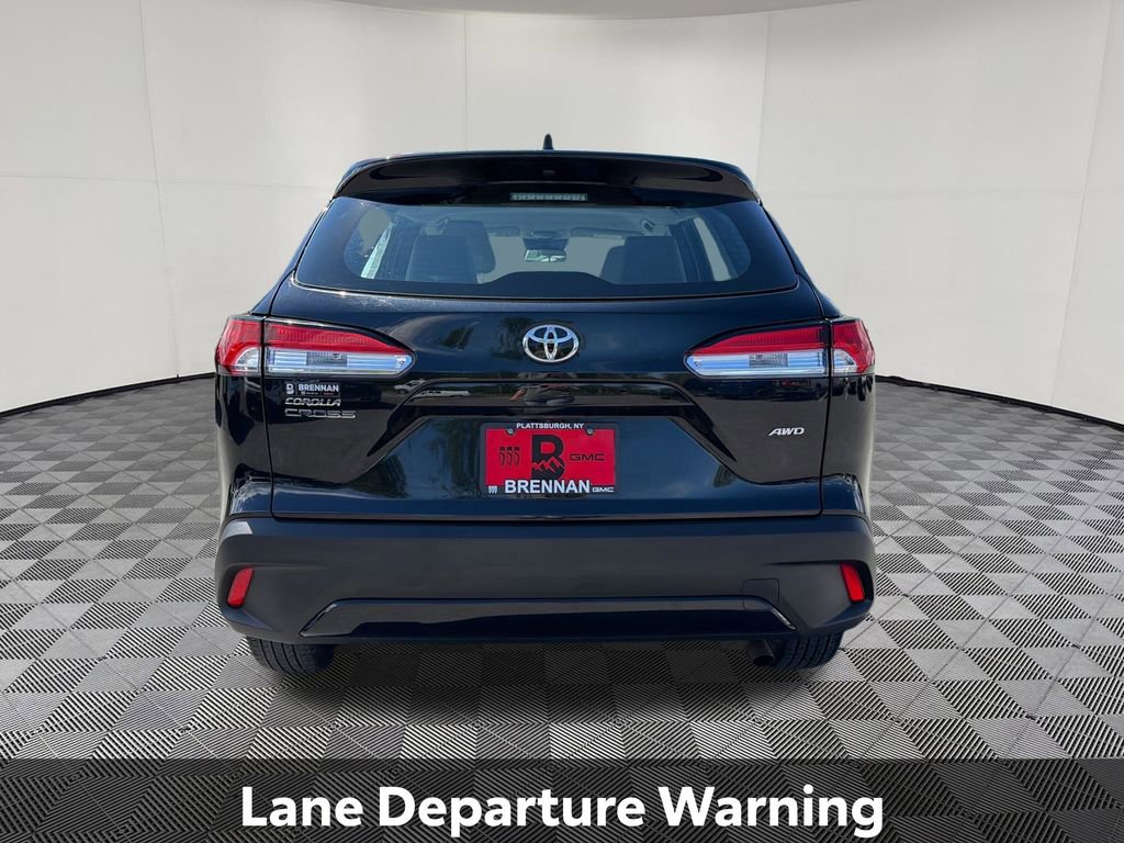 Used 2023 Toyota Corolla Cross L AWD/4WD image 4