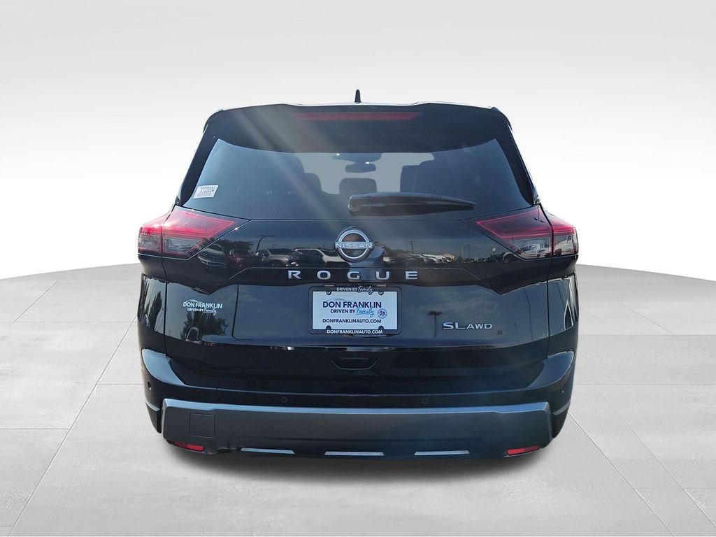 Used 2026 Nissan Rogue SL AWD/4WD image 4