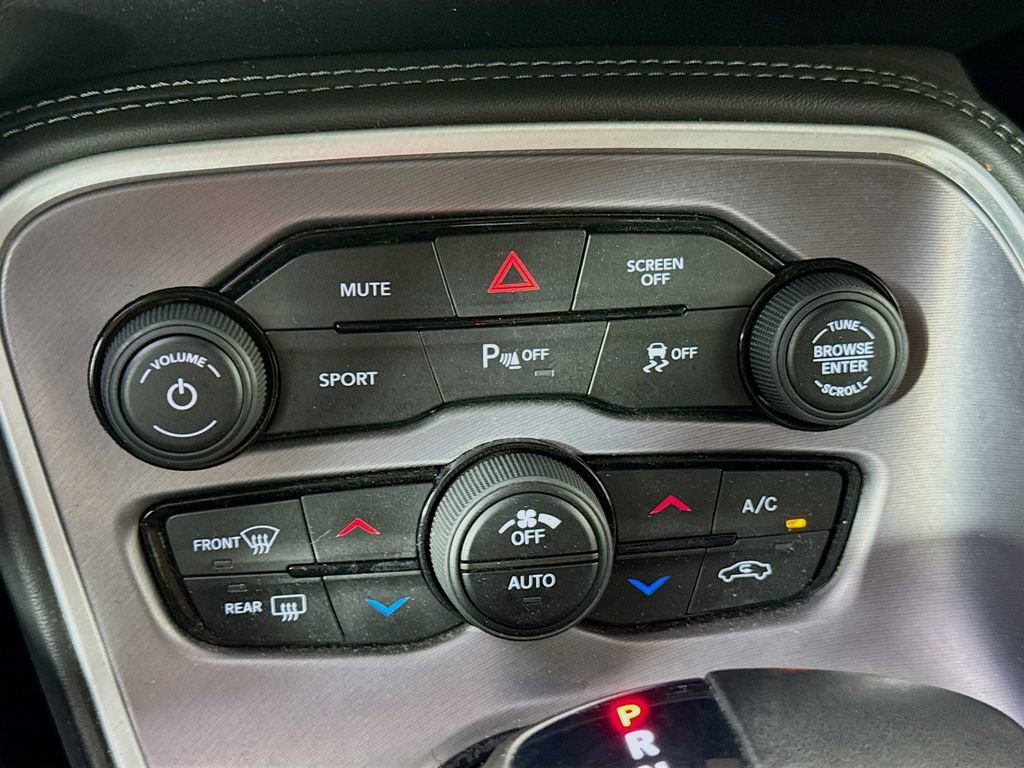 Used 2019 Dodge Challenger R/T w/ Driver Convenience Group image 16