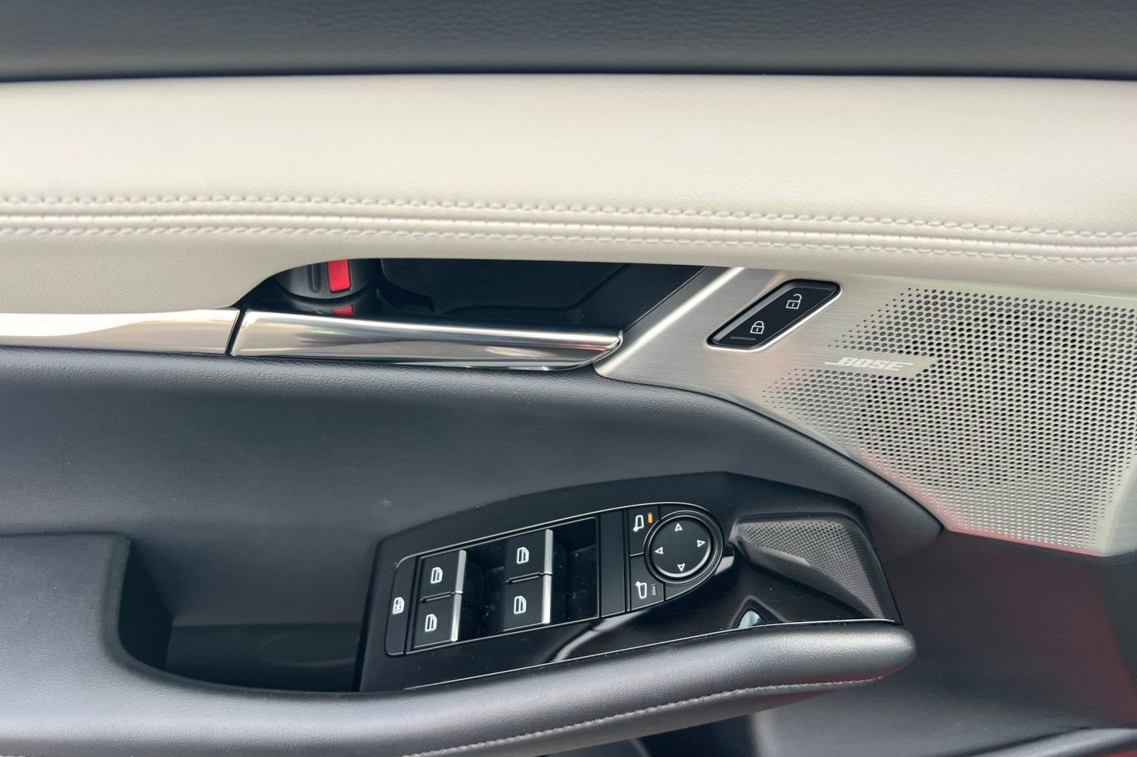 Certified 2025 MAZDA MAZDA3 2.5 Turbo Sedan w/Premium Plus image 9