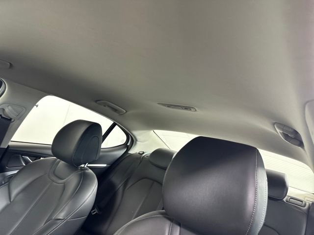 Used 2020 Genesis G70 2.0T image 12